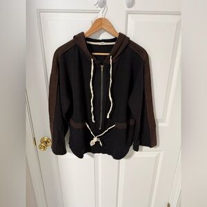 🌷 NWOT ‘POL’ Oversized Hoodie